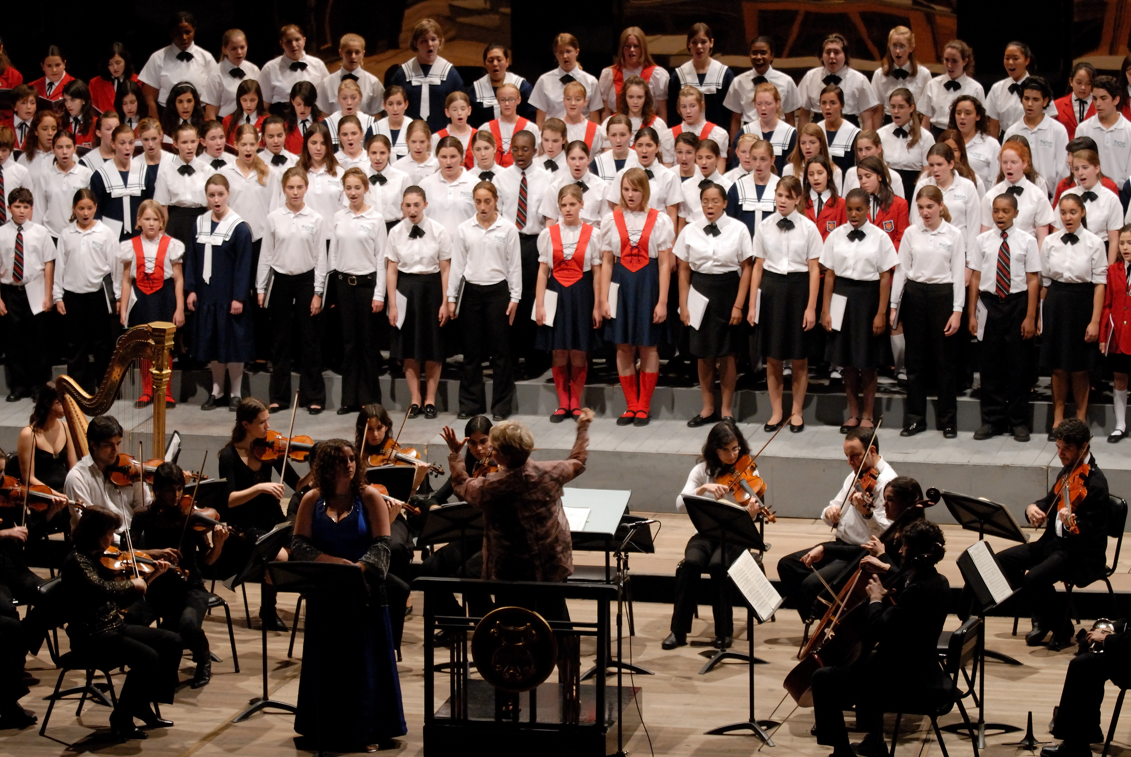 Coro de Elogio a la Niñez